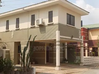 Furnished 3bdrm Townhouse / Terrace in Hfc, Baatsona Total for rent