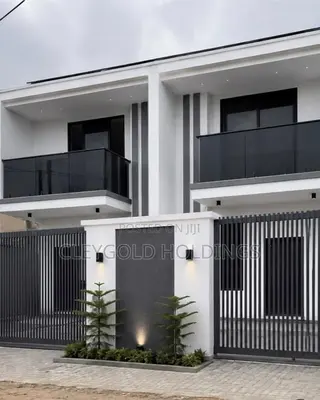 3bdrm Duplex in Lake Side Estate for sale