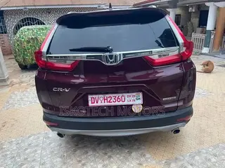 Honda CR-V Touring AWD 2019 Red