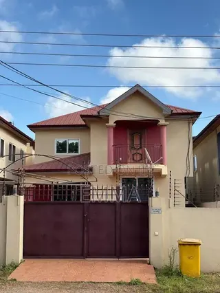 4bdrm House in Ashomang Estate for rent