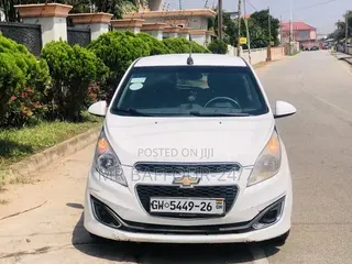 Chevrolet Spark 2LT 2013 White