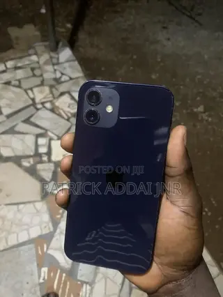 Apple iPhone 12 64 GB