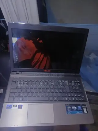 New Laptop Asus 8GB Intel Core i7 SSD 512GB