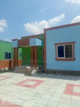 4bdrm Bungalow in Off Manet Mall for sale