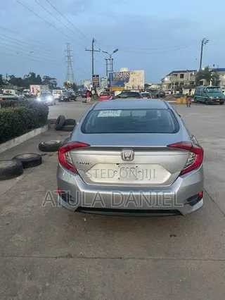 Honda Civic LX Sedan 2018 Silver