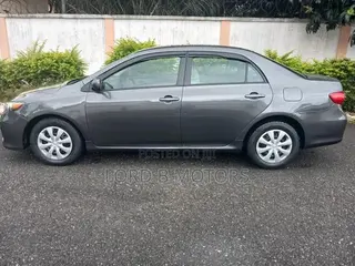 Toyota Corolla 2013 Gray