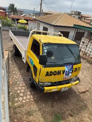 Kia Combi 1998 Yellow