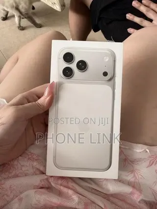 New Apple iPhone 17 Pro Max 512 GB White