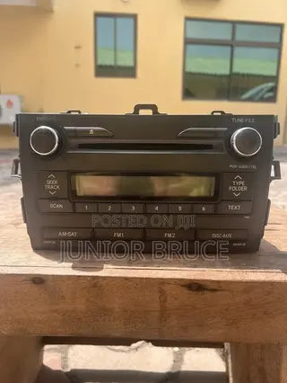 Original Toyota Corolla Radio CD Player – Part No. 86120-02e60 | Accra