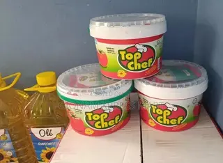 Top Chef Tomatoes Paste and Cooking Oil