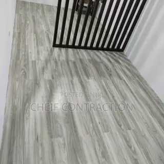 Vinyl Floor Tiles and Installation
