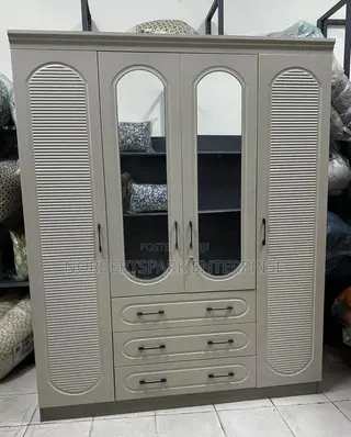 Wardrobe (4D)