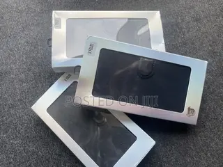 Tecno Phantom v Fold2