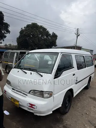 Hyundai H-100 2004 White