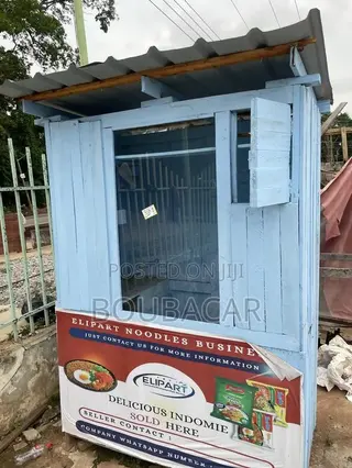 Wooden Commercial Kiosk / Food Joint Container With Glass Window Good