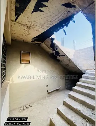 5bdrm House in Frafraha for sale