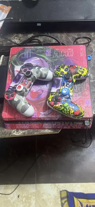 Ps4 Slim Jailbreak Console and Two Controllers