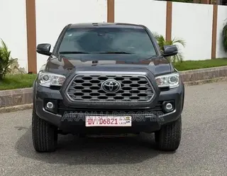 Toyota Tacoma 2024 Gray