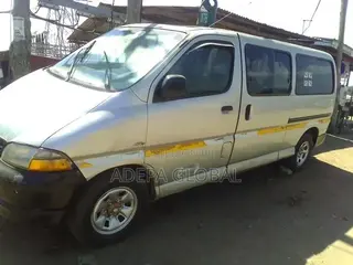 Toyota HiAce 2018 Grey