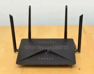 D-Link DIR-882 AC2600 MBPS Gigabit 4 Antenna MU-MIMO Wi-Fi Router.Neat