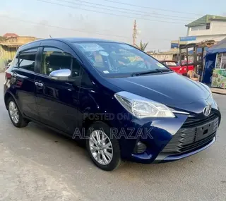 Toyota Vitz 1.3 FWD 5dr 2017 Purple