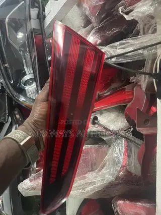 Hyundai Elentra 2019-2020-2021 Boot Light Original
