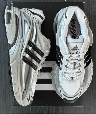 Adidas Jellyfish Sneaker