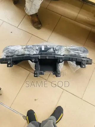 Honda CR-V 2020 2021 Front Grille Upper Bracket