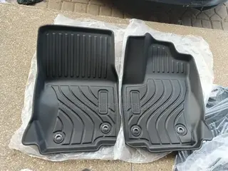 Toyota Prado 3d Carpet 24-