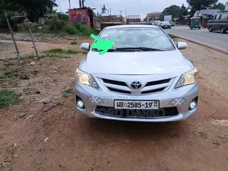Toyota Corolla 2013 Silver