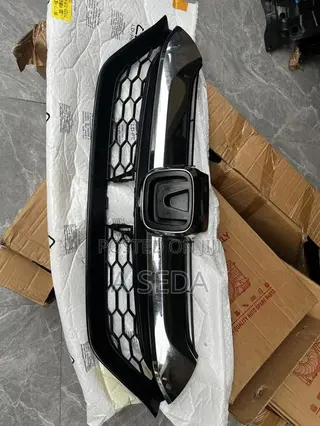 Honda CRV 2017 2018 2019 Bumper Top Shells Grill Call ?