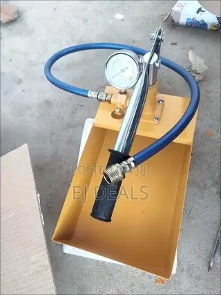 Manual Plumbing Pressure Test With 1.5m Long Hose