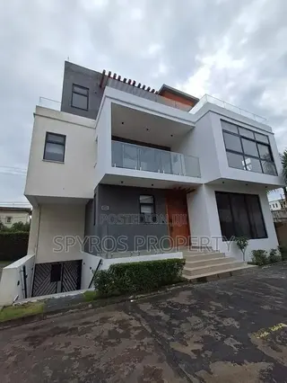 4bdrm Townhouse / Terrace in 15 Burma Enclave for rent