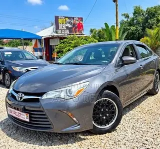 Toyota Camry LE 4dr Sedan (2.5L 4cyl 6A) 2017 Gray