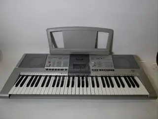 *Yamaha PSR‐295 Electronic Keyboard
