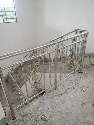 Balusters and Burglaproor