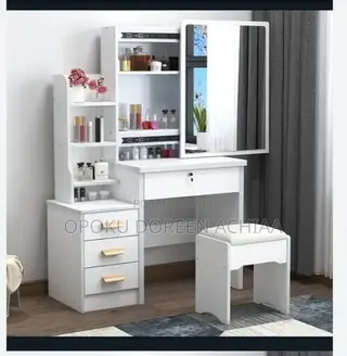 Dressing Mirror With Chair