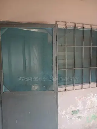 1bdrm Apartment in Petekue, Exhibition for rent