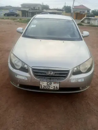 Hyundai Elantra 2010 Silver