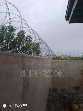 Razor Fence