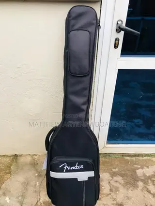 Yamaha TRBX 305 Guitar