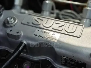 Teu Brandnew Forklift Isuzu Engine Shimadzu Hydraulic