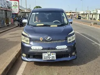 Toyota Voxy 2010 Black