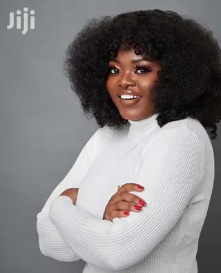 Milky Turtle Neck Top