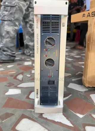 Yamaha P9500S 2-Channel Professional Power Amplifier