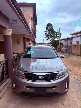 Kia Sorento LX 4dr SUV (2.4L 4cyl 6A) 2015 Gray