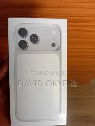 New Apple iPhone 17 Pro Max 256 GB Silver