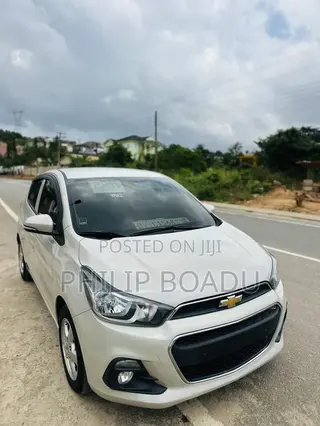 Chevrolet Spark 2016 Gray