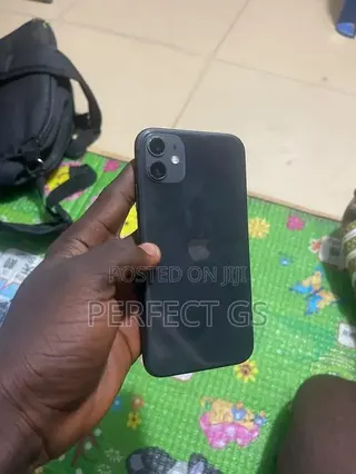 Apple iPhone 11 64 GB Black