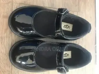Genuine Ugg Infant Girls Black Shoe.